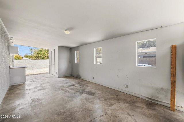 625 W 12th Street, Tempe, AZ 85281