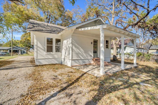 622 Dunn Street, Waxahachie, TX 75165