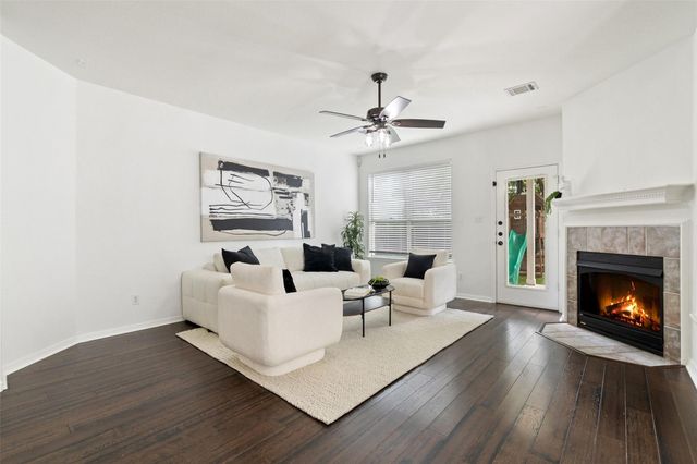 1712 Lynnville TRL, Austin, TX 78727