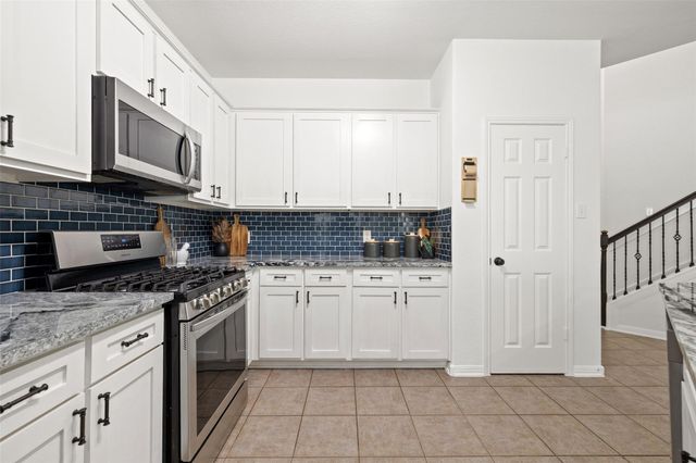 1712 Lynnville TRL, Austin, TX 78727