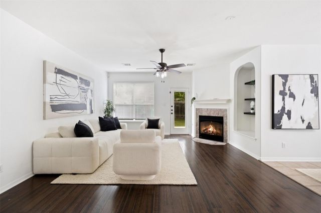 1712 Lynnville TRL, Austin, TX 78727