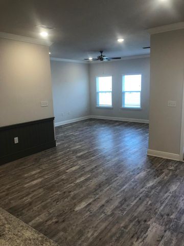 158 Lightning Bug Lane, Freeport, FL 32439