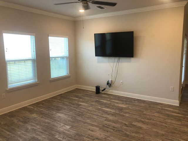 158 Lightning Bug Lane, Freeport, FL 32439