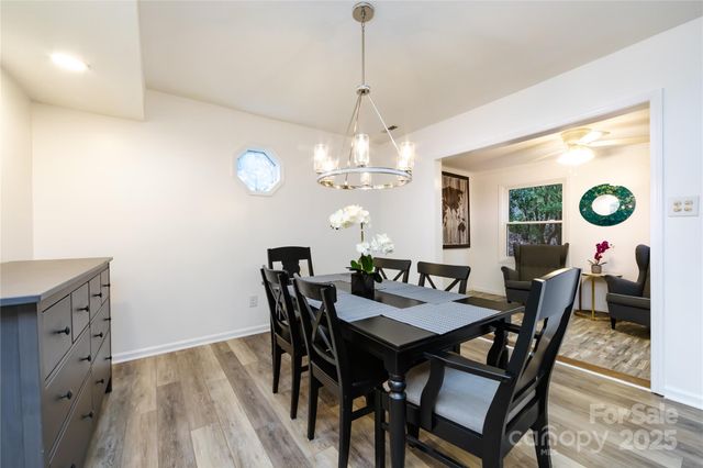 8307 Cricket Lake Drive, Charlotte, NC 28277