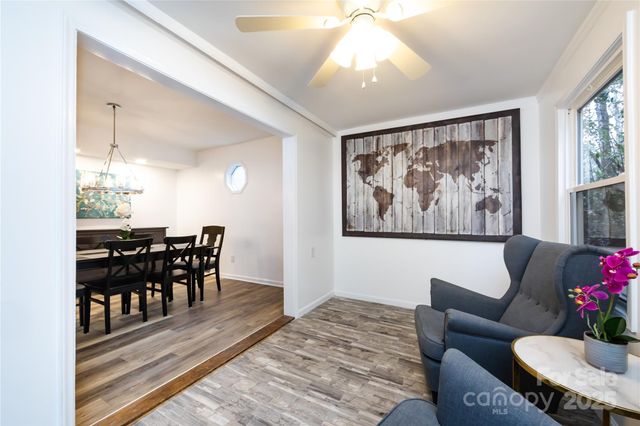 8307 Cricket Lake Drive, Charlotte, NC 28277