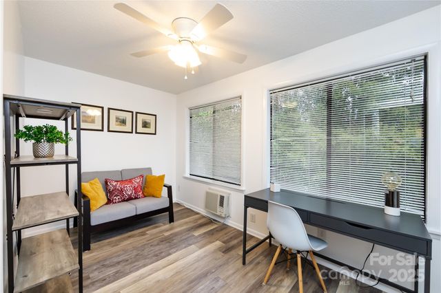 8307 Cricket Lake Drive, Charlotte, NC 28277