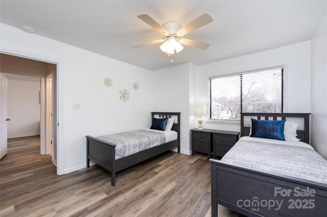 8307 Cricket Lake Drive, Charlotte, NC 28277