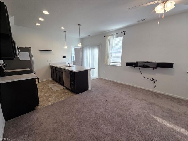 2870 Baldwin DR, Chesapeake, VA 23321