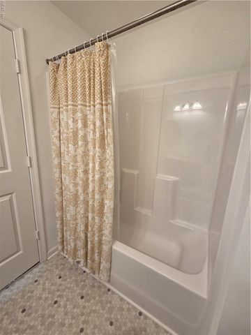 2870 Baldwin DR, Chesapeake, VA 23321