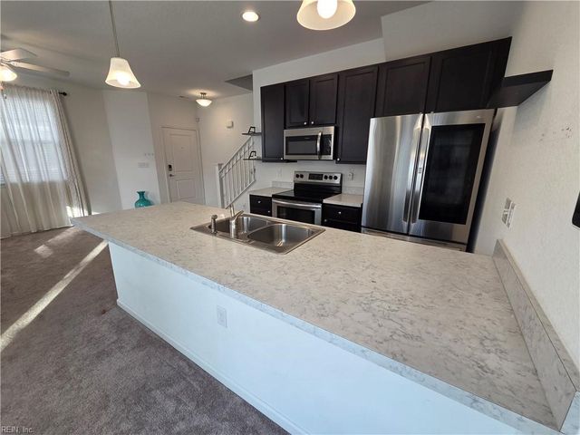 2870 Baldwin DR, Chesapeake, VA 23321