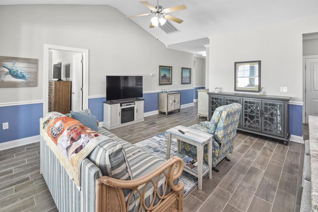 600 Lorenzo Dr., North Myrtle Beach, SC 29582