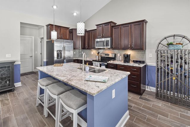 600 Lorenzo Dr., North Myrtle Beach, SC 29582