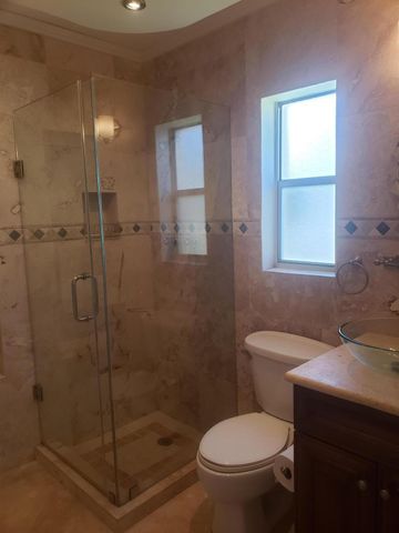 812 Dogwood Road, North Palm Beach, FL 33408