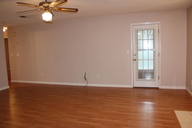 305 Ashley Drive, Crestview, FL 32536