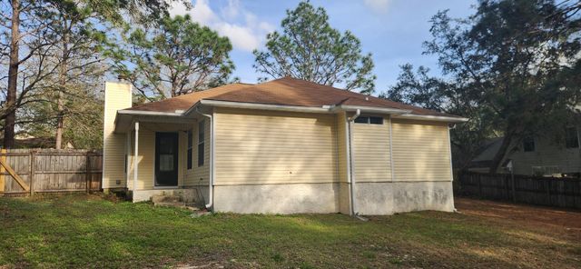 305 Ashley Drive, Crestview, FL 32536