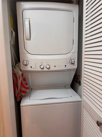 71 Eagle Ridge Way, Nanuet, NY 10954