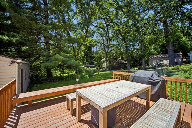 6110 Woodland Road, Des Moines, IA 50312