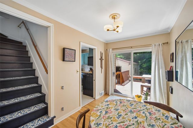 6110 Woodland Road, Des Moines, IA 50312