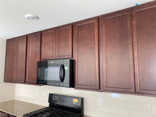 8423 Vulturo Avenue, Las Vegas, NV 89149