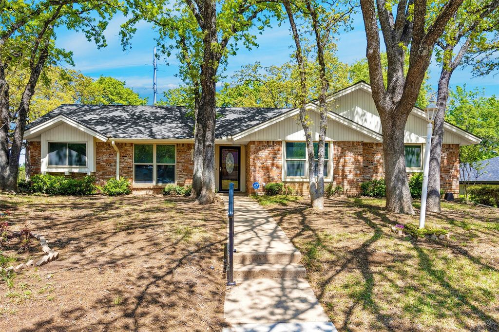 3405 Sheffield Drive, Arlington, TX 76013