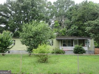 4 Skyland Drive W, Locust Grove, GA 30248