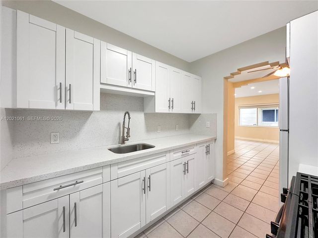 965 Bay Dr 6, Miami Beach, FL 33141