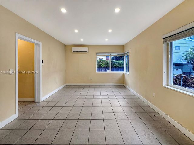 965 Bay Dr 6, Miami Beach, FL 33141