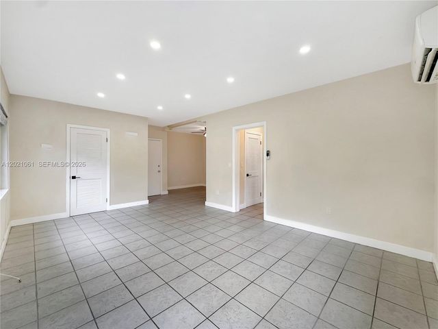 965 Bay Dr 6, Miami Beach, FL 33141