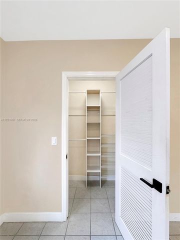 965 Bay Dr 6, Miami Beach, FL 33141