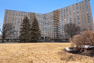 7061 N Kedzie Avenue 613, Chicago, IL 60645