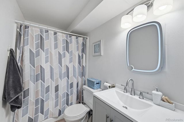 3470 S POPLAR Street S 209, Denver, CO 80224