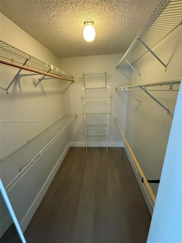 7808 NW 60th St, Tamarac, FL 33321