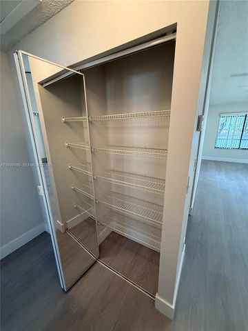 7808 NW 60th St, Tamarac, FL 33321