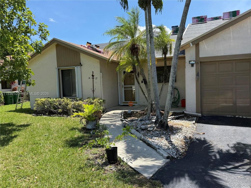7808 NW 60th St, Tamarac, FL 33321