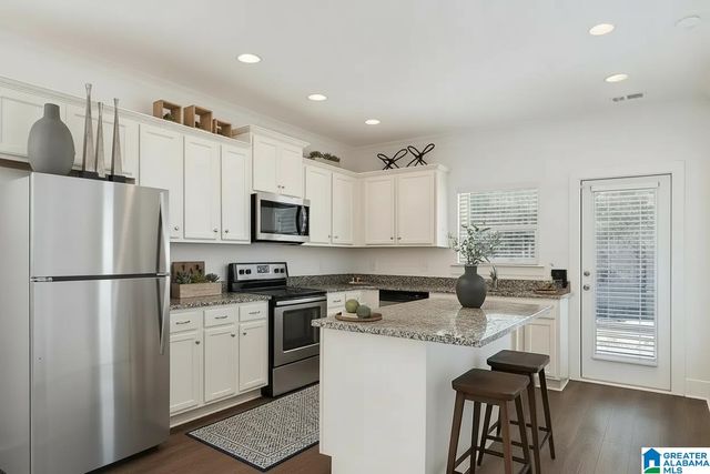 5548 PARK SIDE ROAD, Hoover, AL 35244