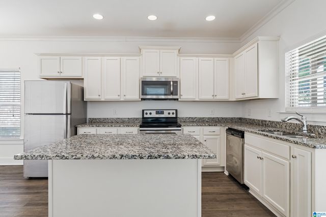 5548 PARK SIDE ROAD, Hoover, AL 35244