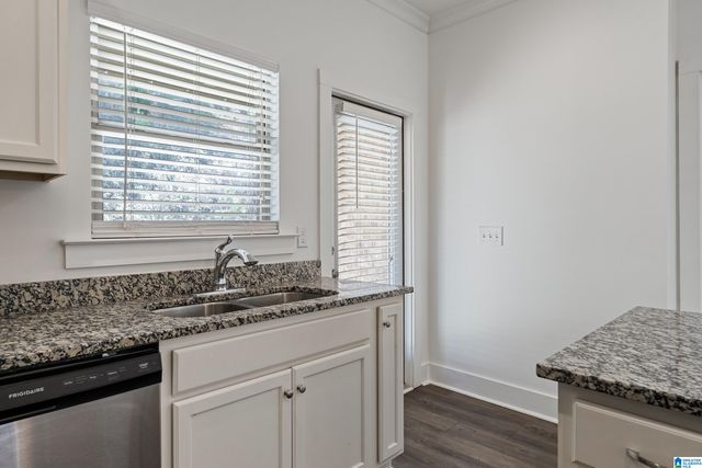 5548 PARK SIDE ROAD, Hoover, AL 35244