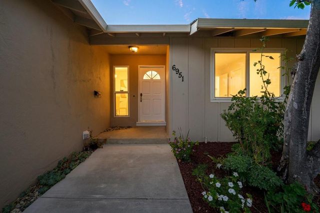 6951 Blue Hill Drive, San Jose, CA 95129
