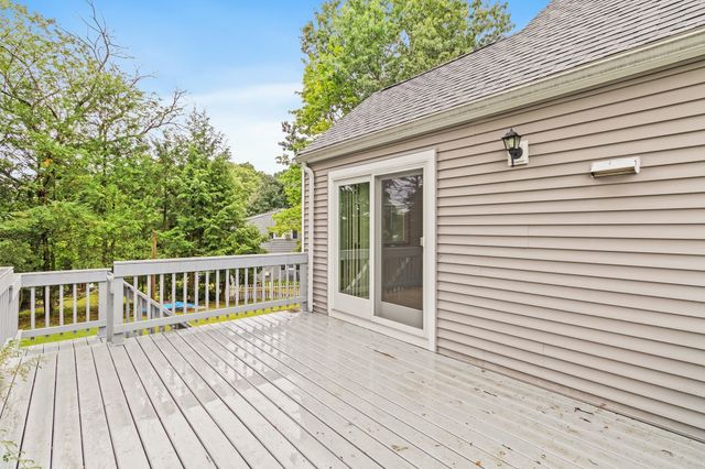 51 Ridge Rd, Marlborough, MA 01752