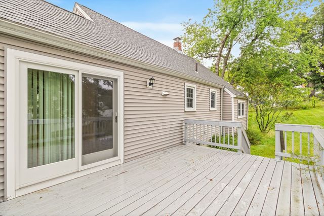 51 Ridge Rd, Marlborough, MA 01752