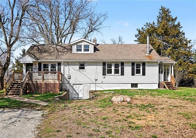 3806 S Outer Belt Road, Oak Grove, MO 64075