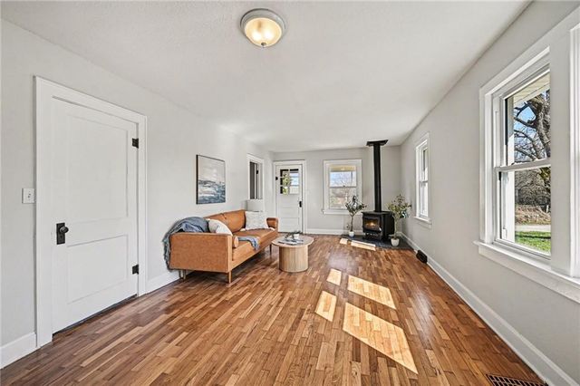 3806 S Outer Belt Road, Oak Grove, MO 64075