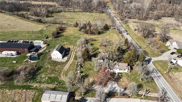 3806 S Outer Belt Road, Oak Grove, MO 64075