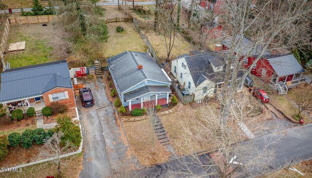 433 West Poplar Street, Johnson City, TN 37604