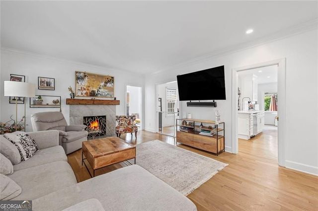 346 Redland Road NW, Atlanta, GA 30309