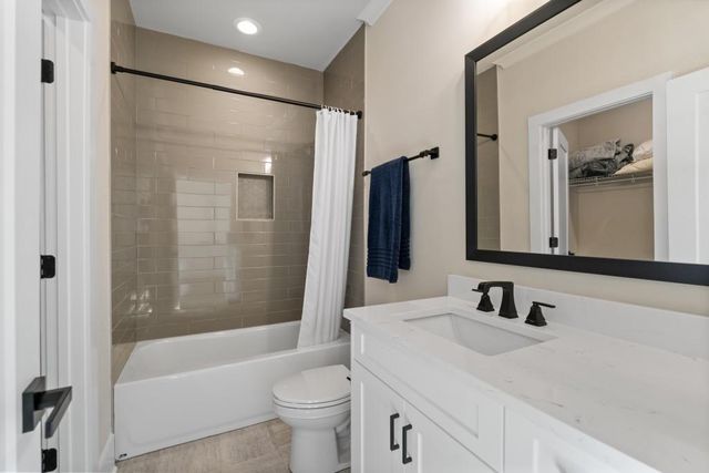 568 Versailles Drive, Auburn, GA 30011