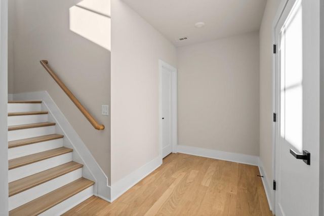 568 Versailles Drive, Auburn, GA 30011