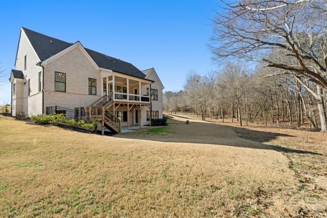 568 Versailles Drive, Auburn, GA 30011