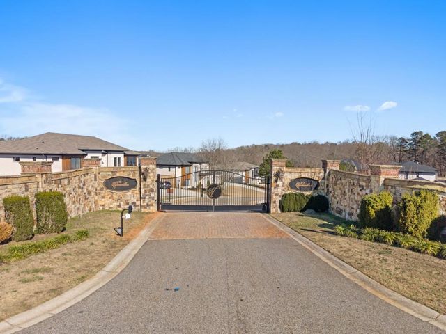 568 Versailles Drive, Auburn, GA 30011