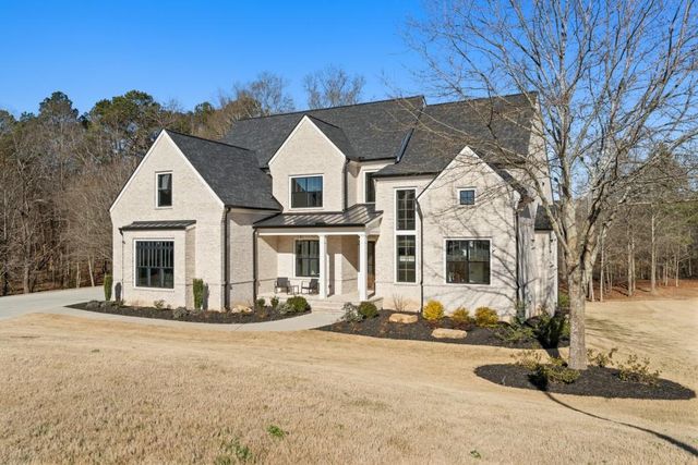 568 Versailles Drive, Auburn, GA 30011